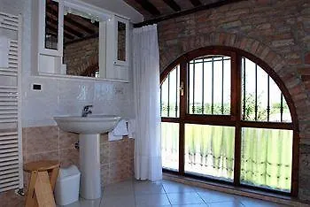 Agriturismo-r&b Corte Dei Gioghi Lantgård *
