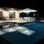 Agriturismo-r&b Corte Dei Gioghi Κατάλυμα σε φάρμα Φεράρα