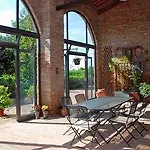 Agriturismo-r&b Corte Dei Gioghi Κατάλυμα σε φάρμα