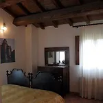 Agriturismo-r&b Corte Dei Gioghi ファームステイ フェラーラ