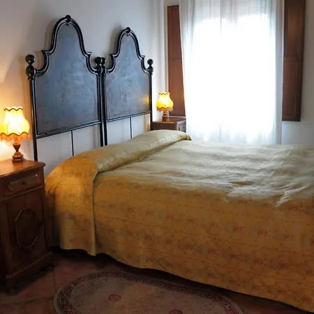 Çiftlik konaklama Agriturismo-r&b Corte Dei Gioghi *