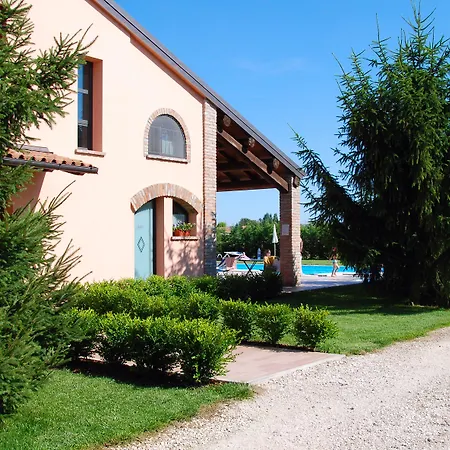 Agriturismo-r&b Corte Dei Gioghi Φεράρα