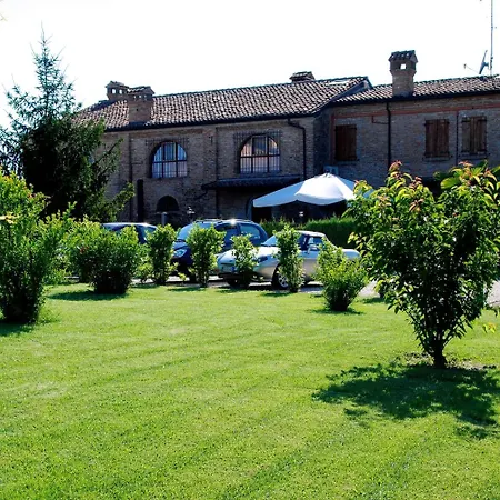 Agriturismo-r&b Corte Dei Gioghi Çiftlik konaklama *