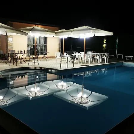 Agriturismo-r&b Corte Dei Gioghi Vakantieboerderij Ferrara