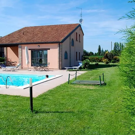 Çiftlik konaklama Agriturismo-r&b Corte Dei Gioghi *